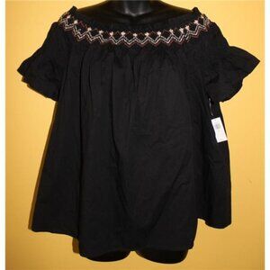 NWT Old Navy 2x Black Embroidery Trim Off Shoulder Top Smocked Neckline